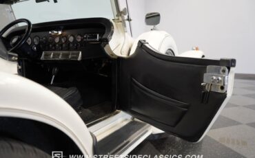 Excalibur-Series-3-1978-White-Black-5