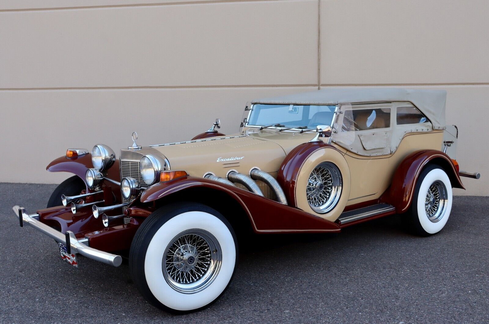 Excalibur-Series-III-Phaeton-SS-1978-Convertible-13