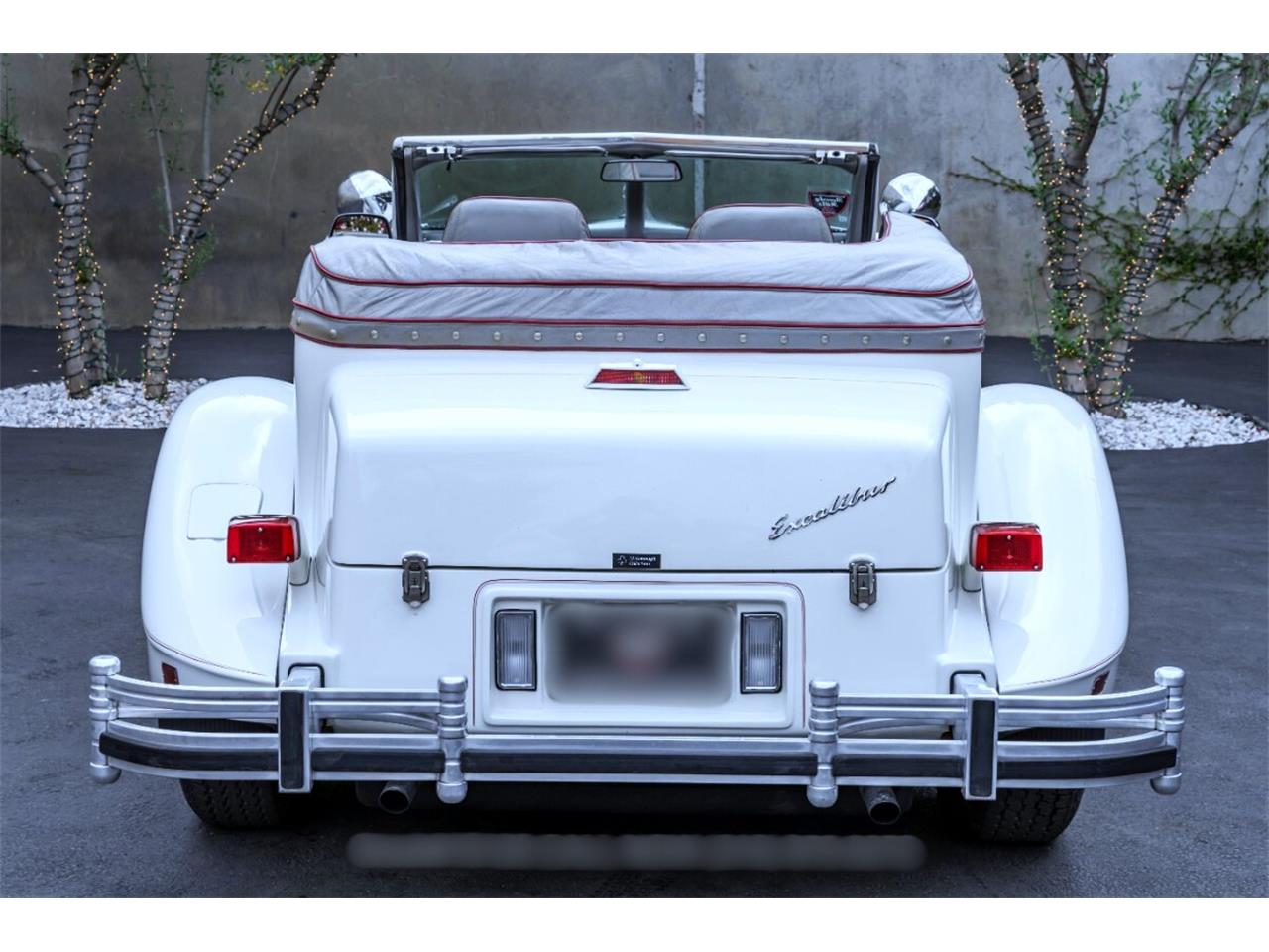 Excalibur-Series-v-phaeton-1986-White-Grey-12