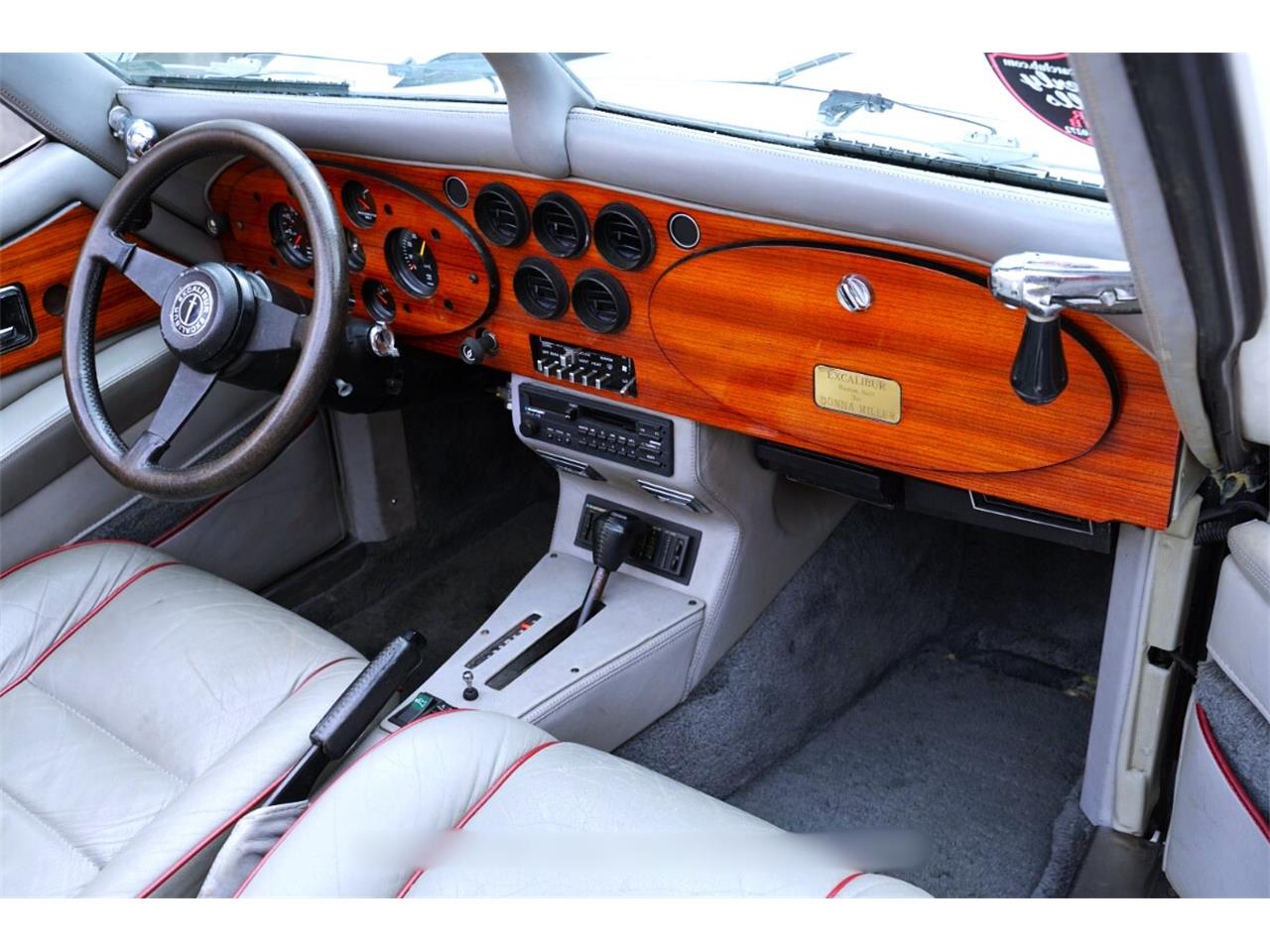 Excalibur-Series-v-phaeton-1986-White-Grey-2