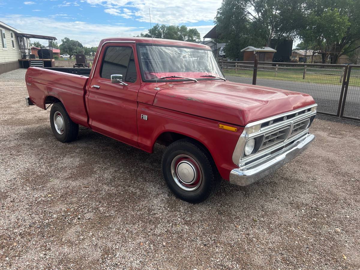 F100-1976-red-1