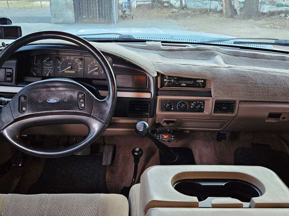 F350-diesel-1995-white-3