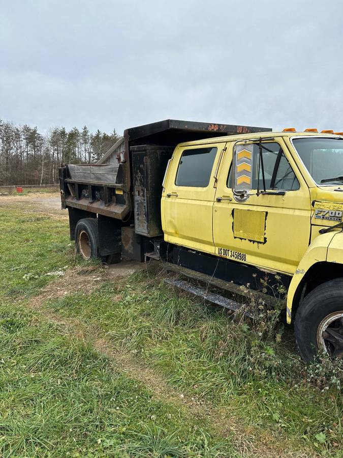 F700-diesel-1993-yellow-1