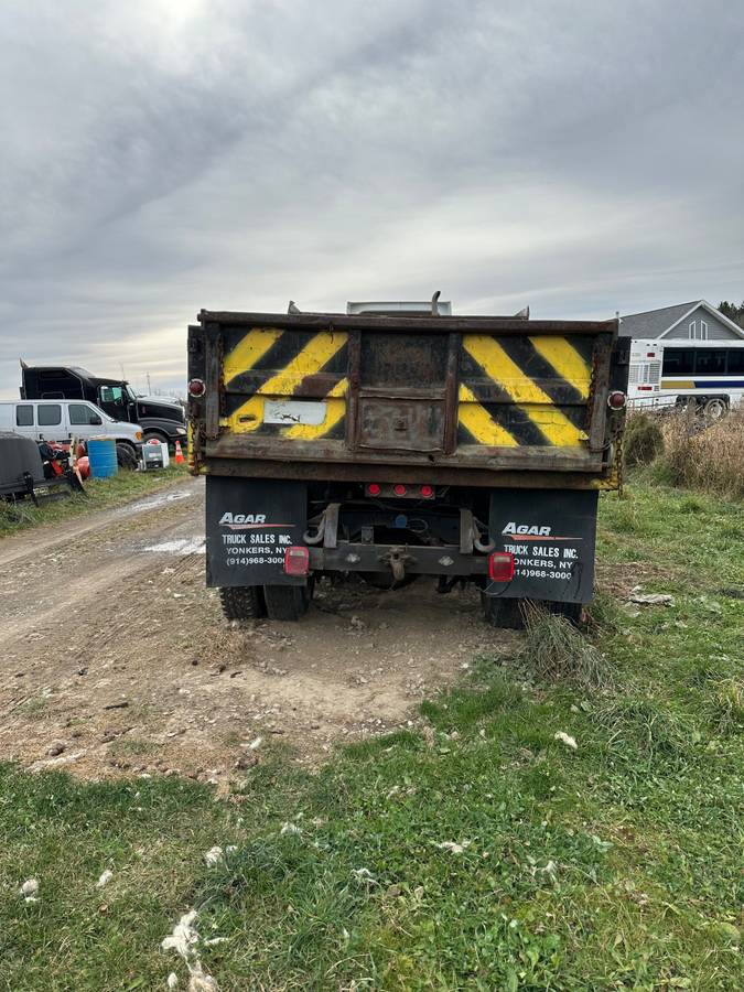 F700-diesel-1993-yellow-8