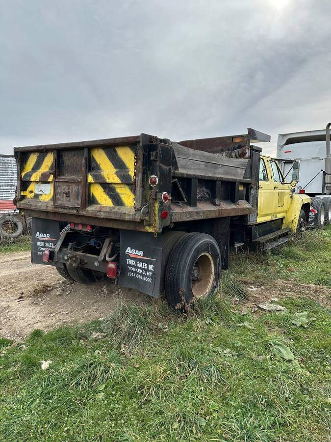 F700-diesel-1993-yellow-9