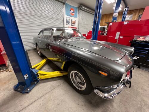Ferrari-250-1961-Gray-4