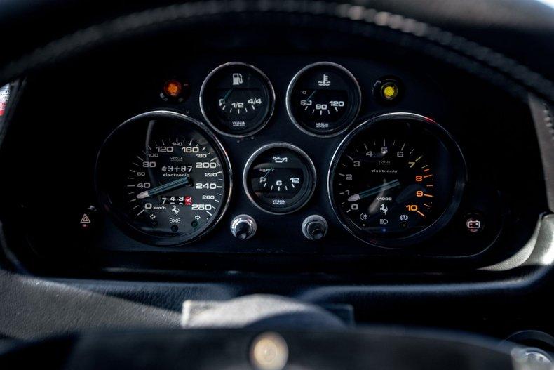 Ferrari-308-1984-Rosso-Corsa-Black-7
