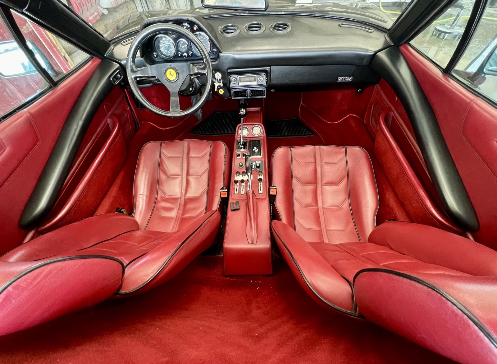 Ferrari-308-1985-4