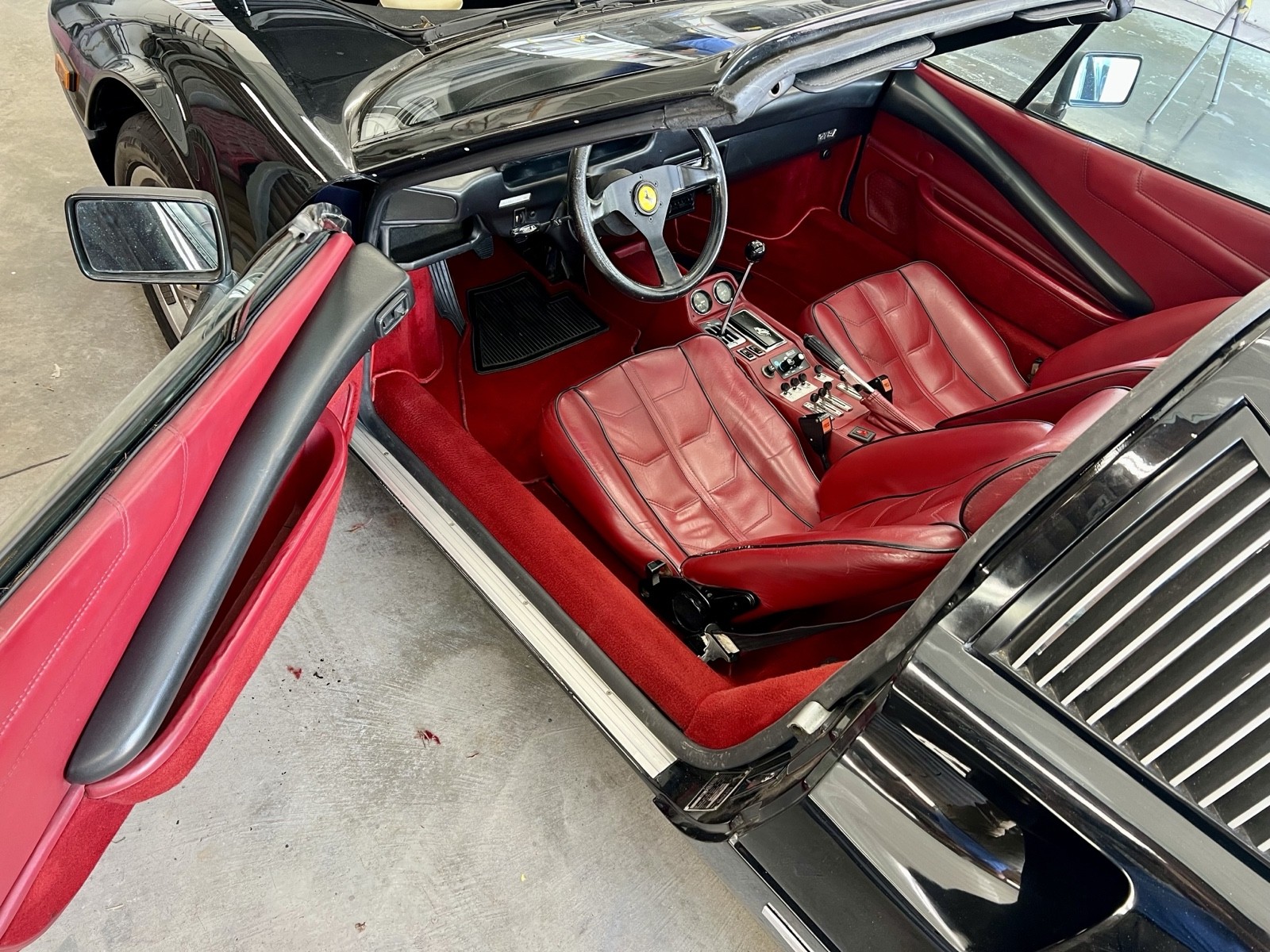 Ferrari-308-1985-8