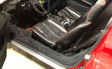 Ferrari-308-gts-1985-Red-Black-Leather-11