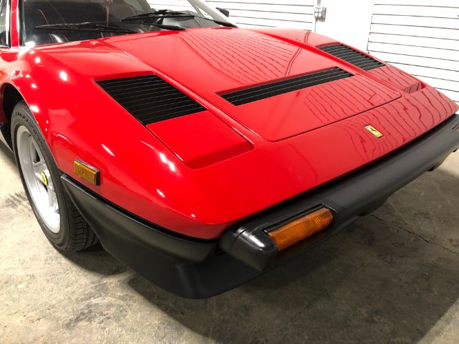 Ferrari-308-gts-1985-Red-Black-Leather-17