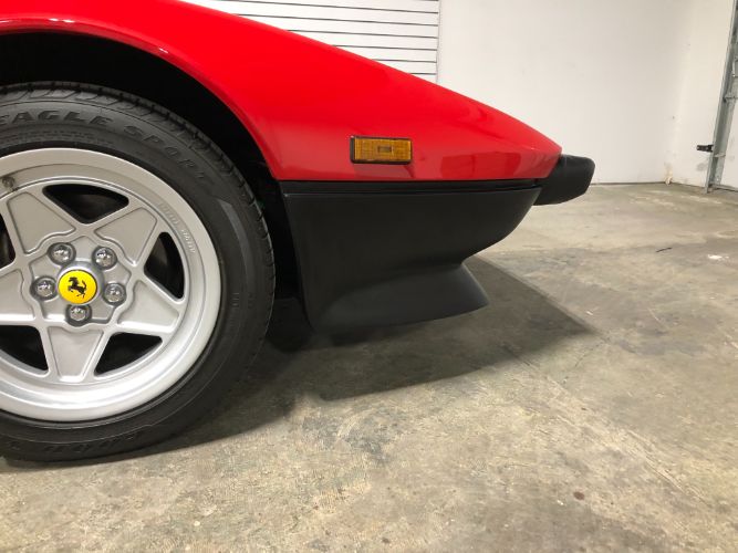 Ferrari-308-gts-1985-Red-Black-Leather-22
