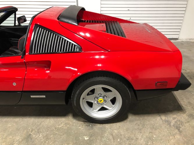 Ferrari-308-gts-1985-Red-Black-Leather-24