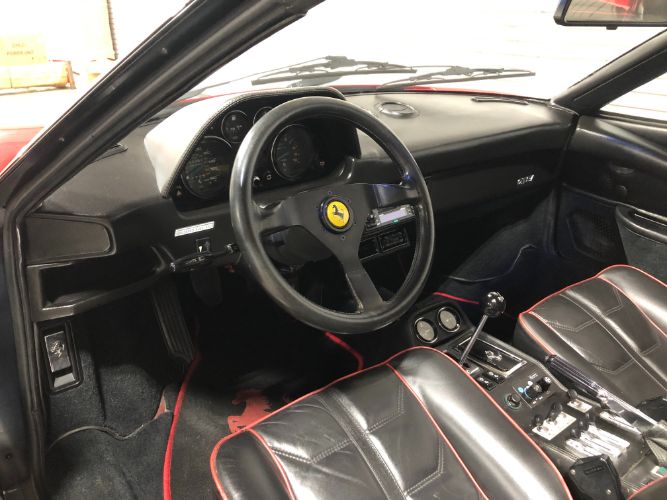 Ferrari-308-gts-1985-Red-Black-Leather-28