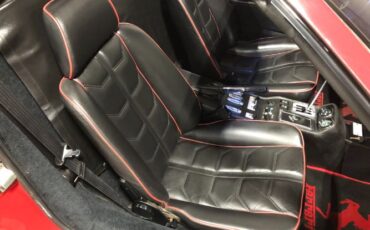 Ferrari-308-gts-1985-Red-Black-Leather-33