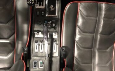 Ferrari-308-gts-1985-Red-Black-Leather-34