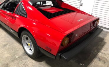 Ferrari-308-gts-1985-Red-Black-Leather-5
