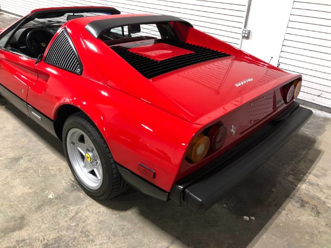 Ferrari-308-gts-1985-Red-Black-Leather-5