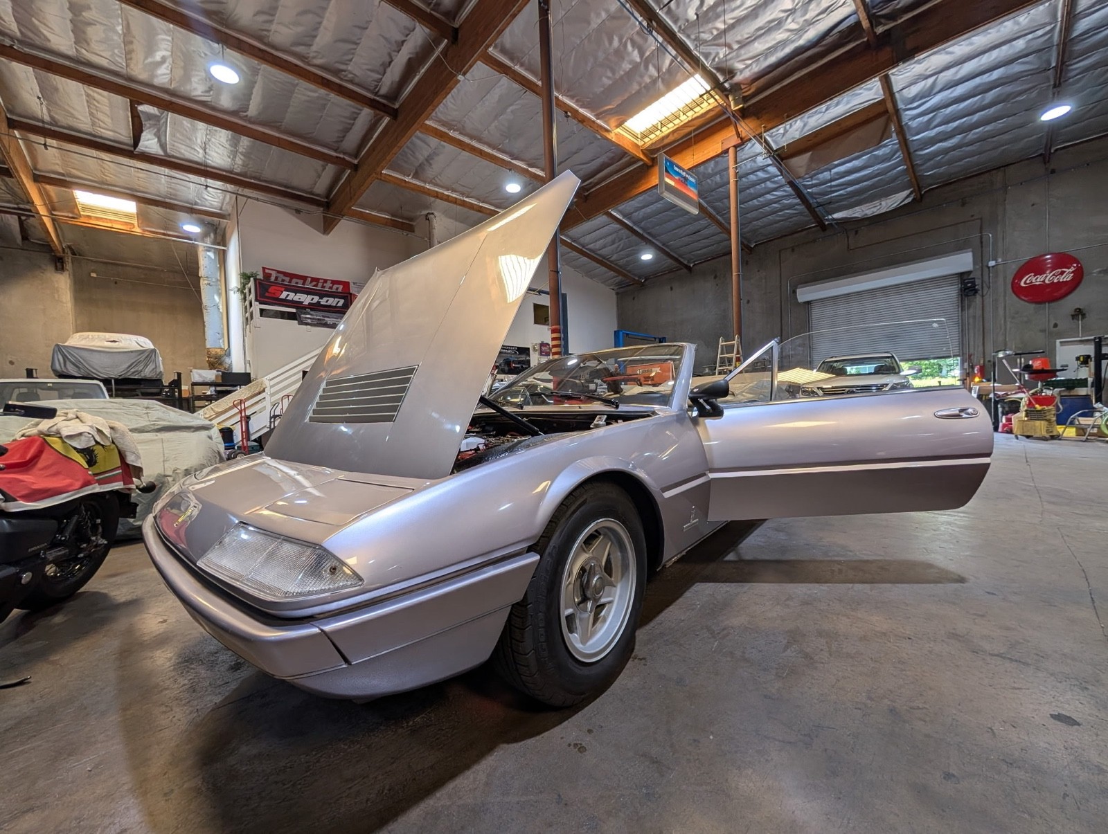 Ferrari-365-GT4-22-1974-Convertible-1