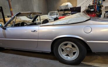 Ferrari-365-GT4-22-1974-Convertible-12