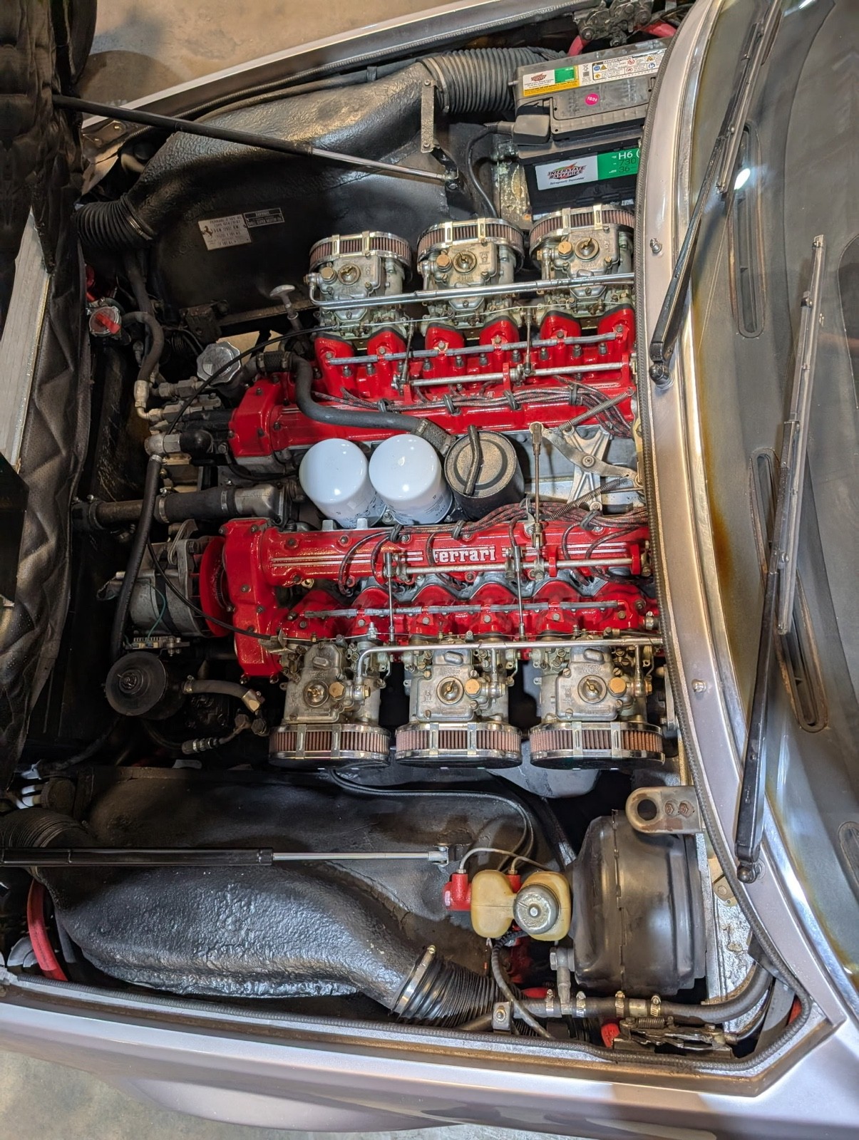 Ferrari-365-GT4-22-1974-Convertible-17