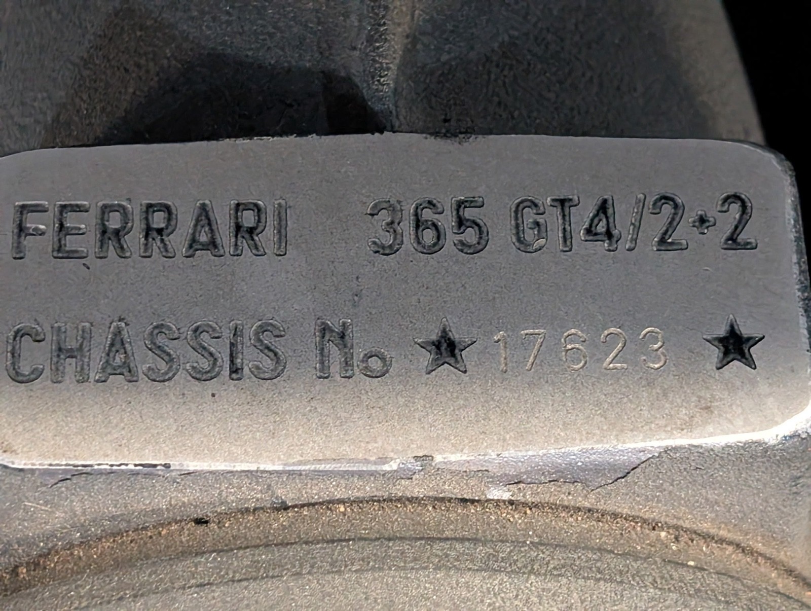 Ferrari-365-GT4-22-1974-Convertible-21