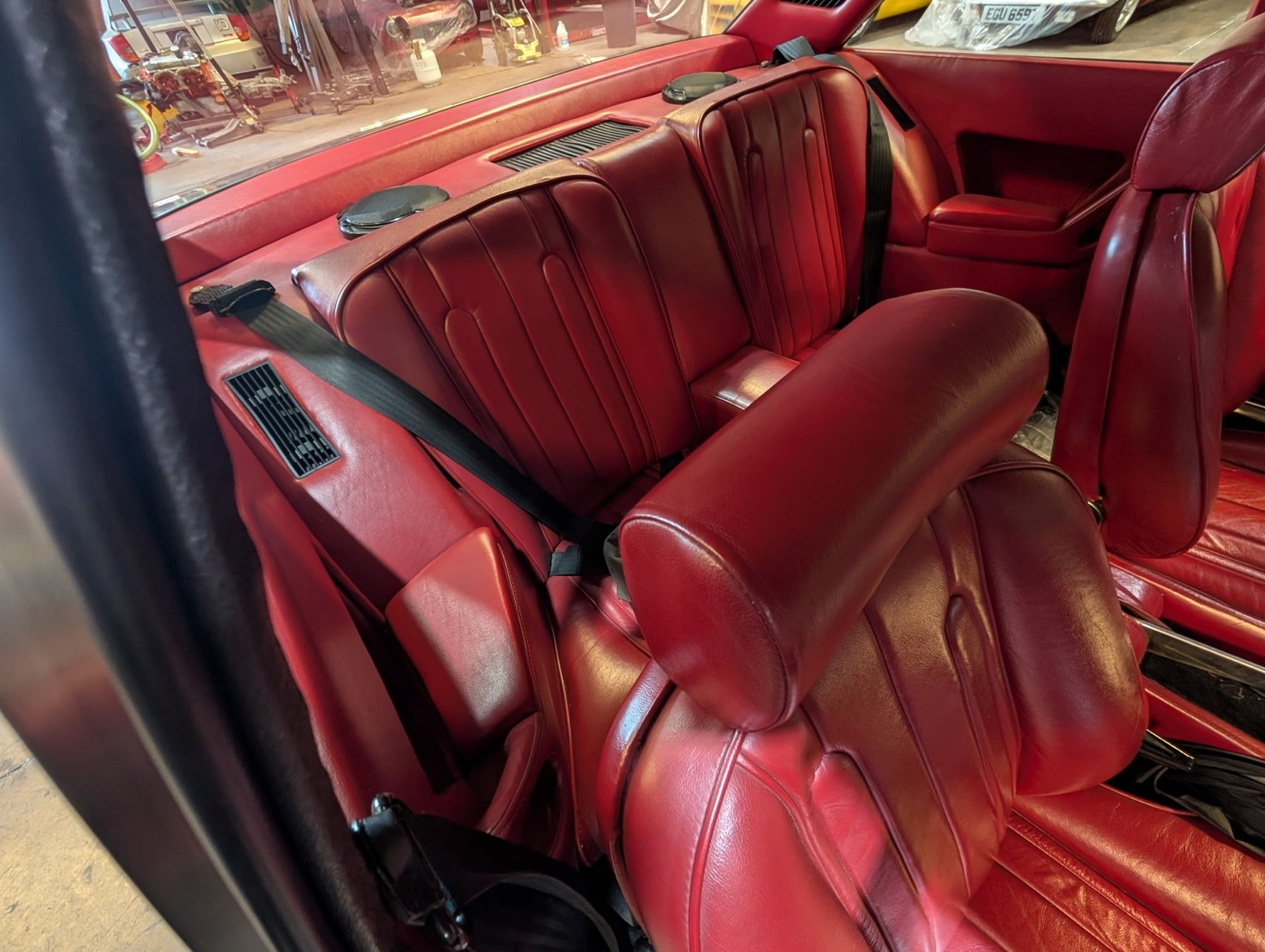 Ferrari-400i-Automatic-1979-Coupe-21