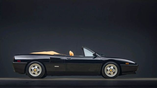 Ferrari-Mondial-1989-Convertible-4