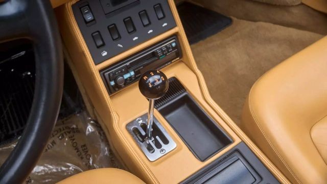 Ferrari-Mondial-1989-Convertible-8