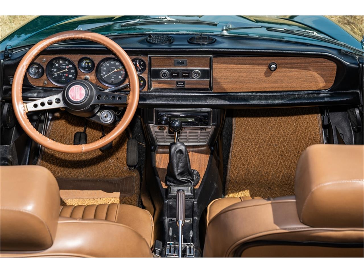 Fiat-124-1977-Green-Brown-19