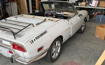 Fiat-124-Spider-1972-Convertible-1