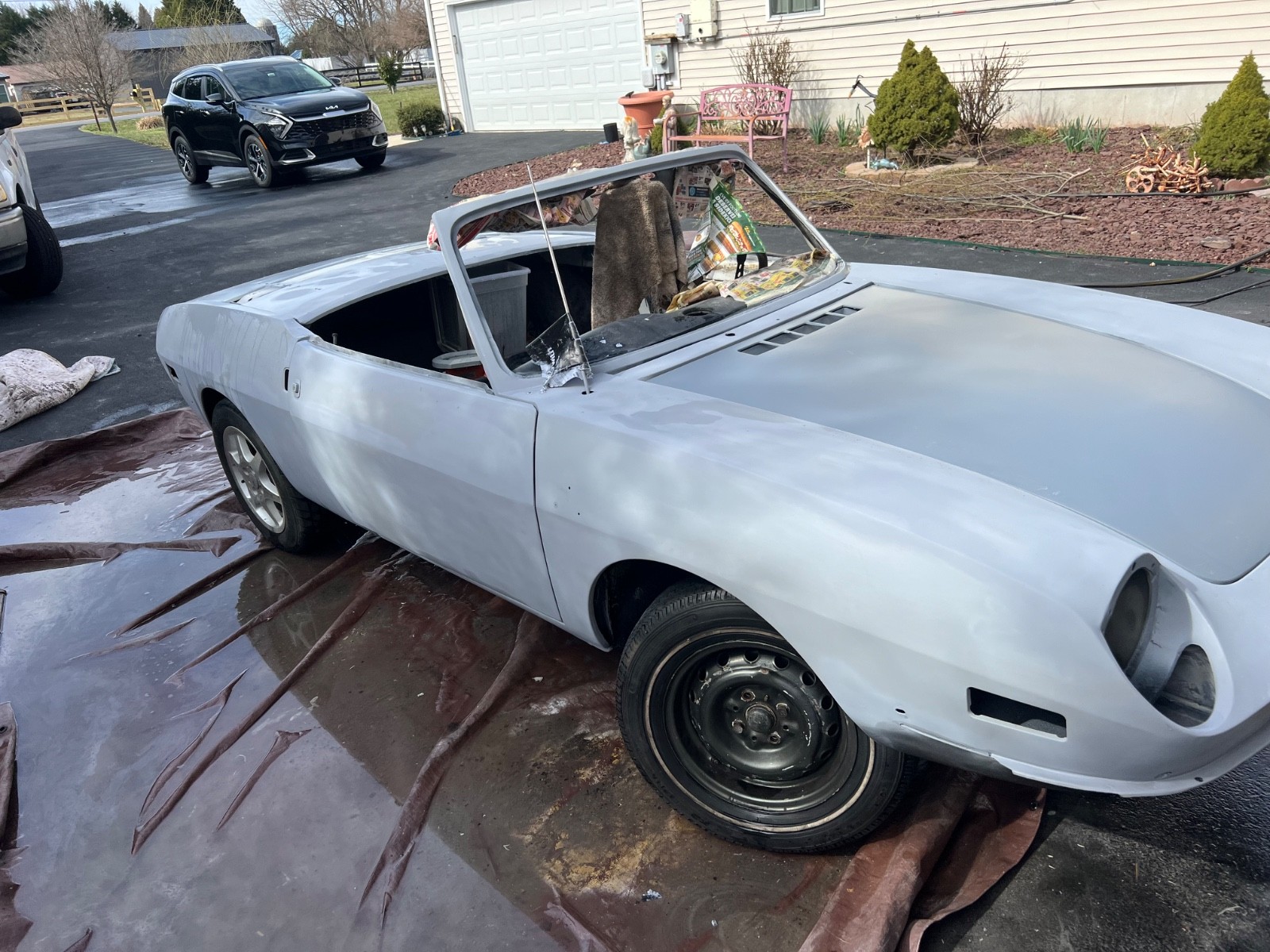 Fiat-124-Spider-1972-Convertible-9