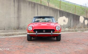 Fiat-124-Spider-1973-2