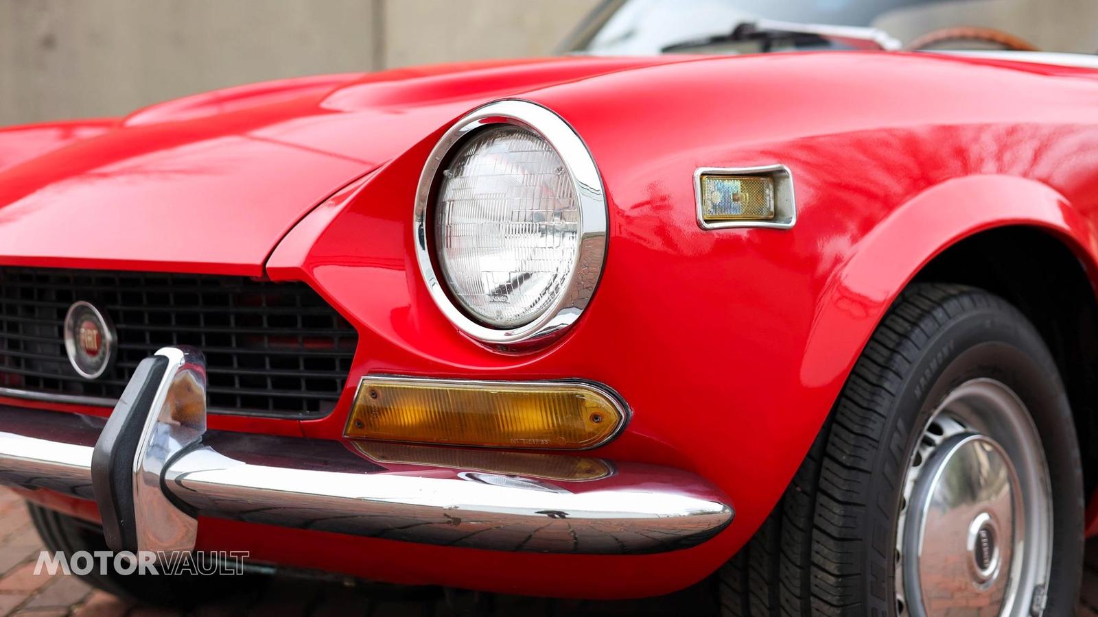 Fiat-124-Spider-1973-27