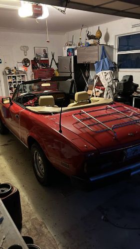 Fiat-124-spider-1979-Red-1