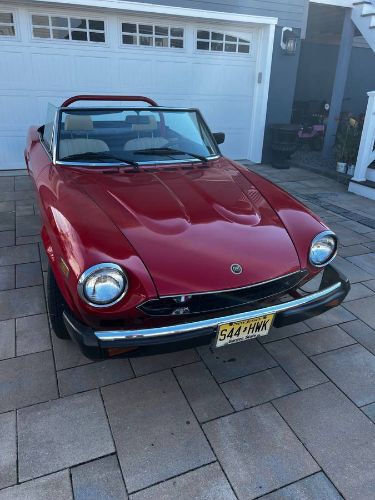 Fiat-124-spider-1979-Red-2