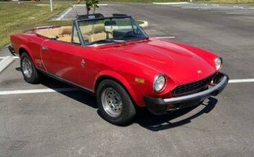 Fiat-124-spider-1979-Red