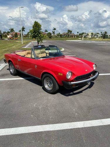 Fiat-124-spider-1979-Red