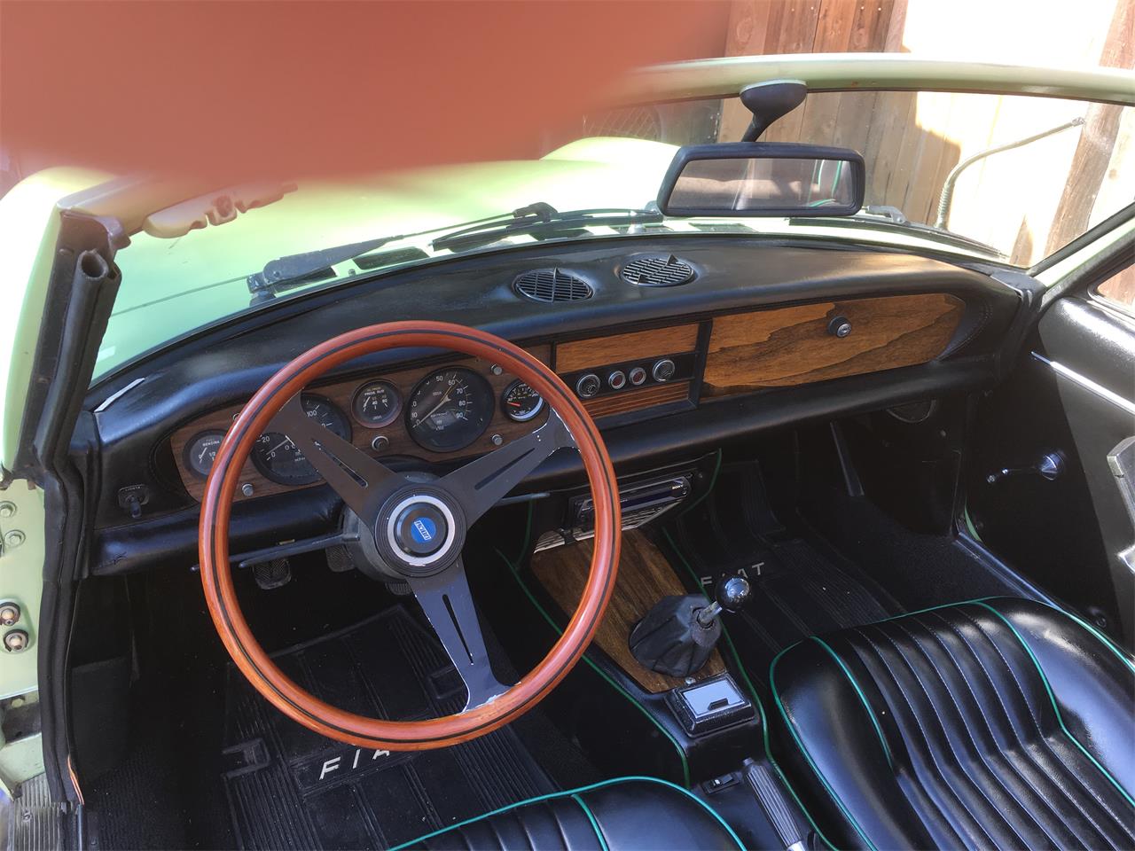 Fiat-124-sport-spider-cs-1972-Yellow-Black-12