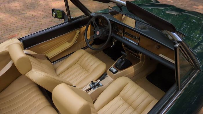 Fiat-2000-spider-1979-Green-10
