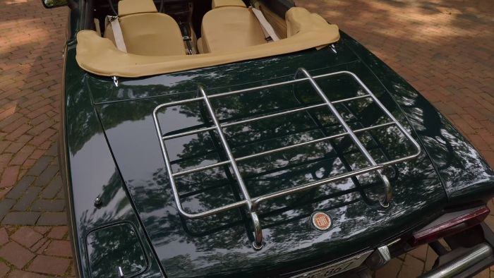 Fiat-2000-spider-1979-Green-12