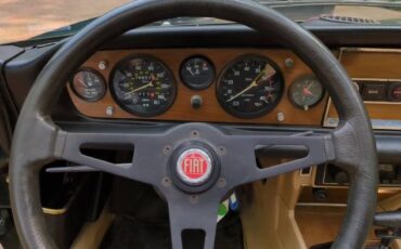 Fiat-2000-spider-1979-Green-20