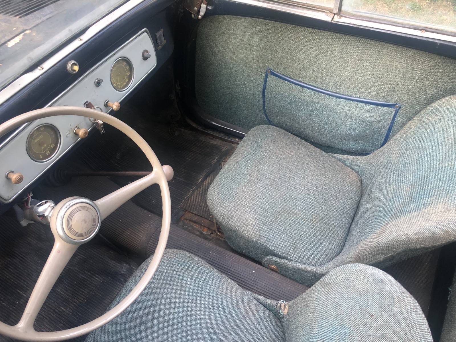 Fiat-500-1950-Convertible-11