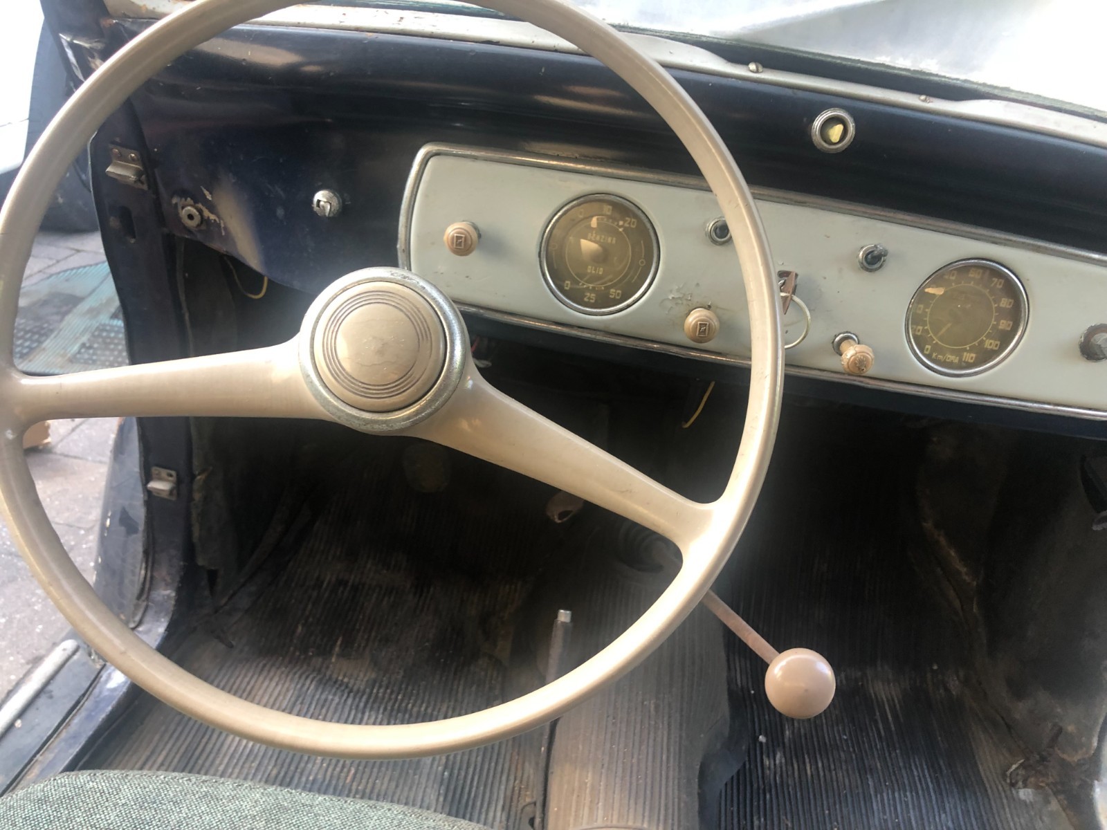Fiat-500-1950-Convertible-12