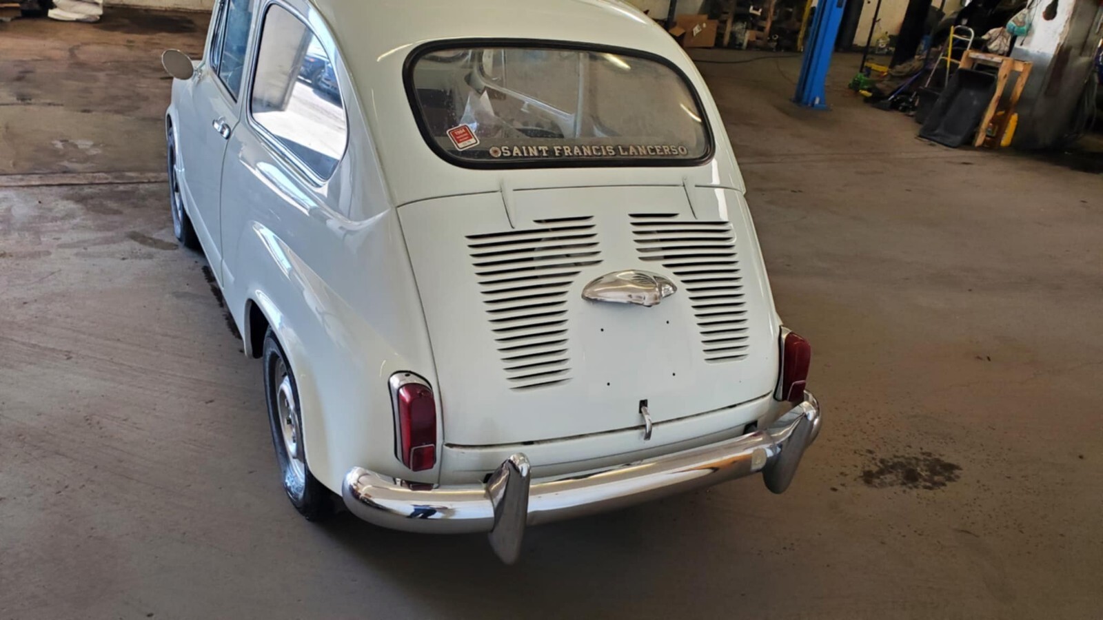 Fiat-600D-1967-Coupe-11