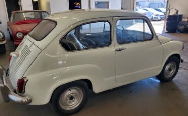 Fiat-600D-1967-Coupe-12