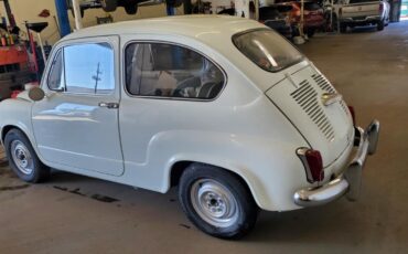 Fiat-600D-1967-Coupe-13