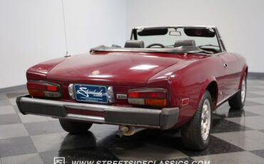 Fiat-Spider-1979-Burgundy-Burgundy-10