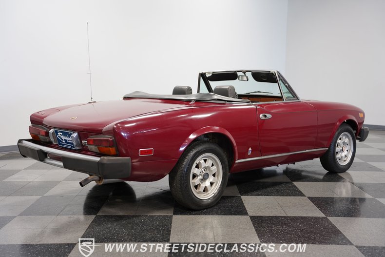 Fiat-Spider-1979-Burgundy-Burgundy-11