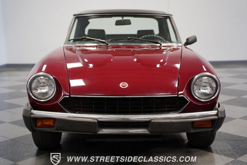 Fiat-Spider-1979-Burgundy-Burgundy-17